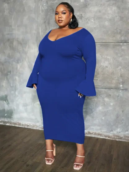 Bell Sleeve Hem Plus Size White Dress - Image 3