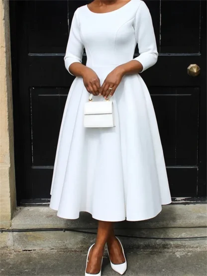 Plus Size White O-Neck Dress